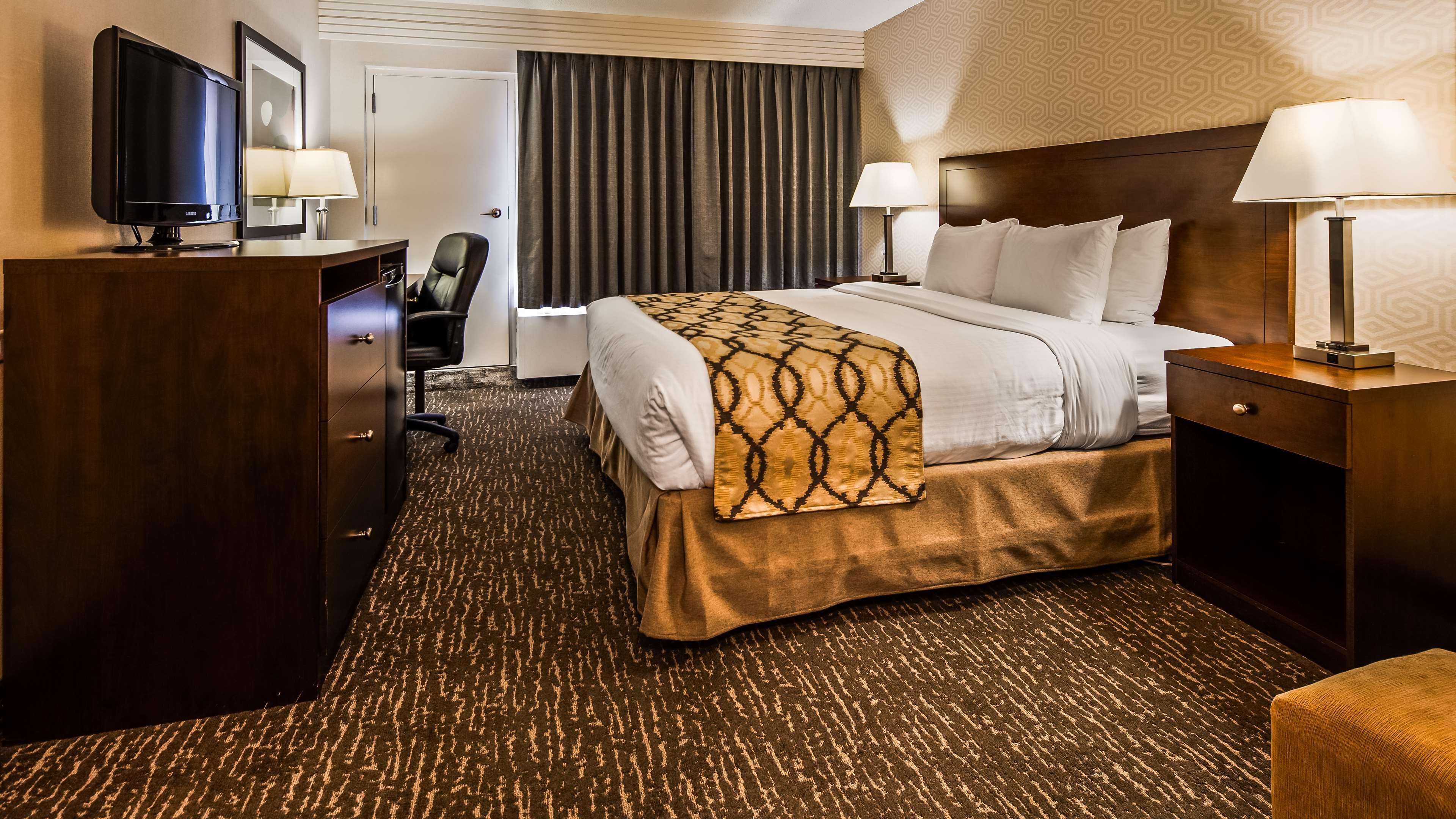 Best Western Cedar Park Inn Эдмонтон Экстерьер фото