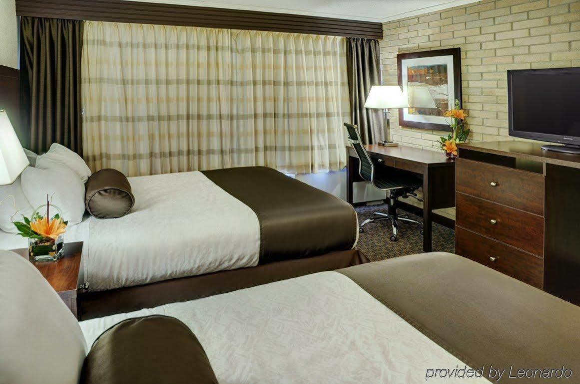 Best Western Cedar Park Inn Эдмонтон Экстерьер фото