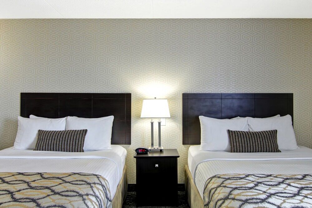 Best Western Cedar Park Inn Эдмонтон Экстерьер фото